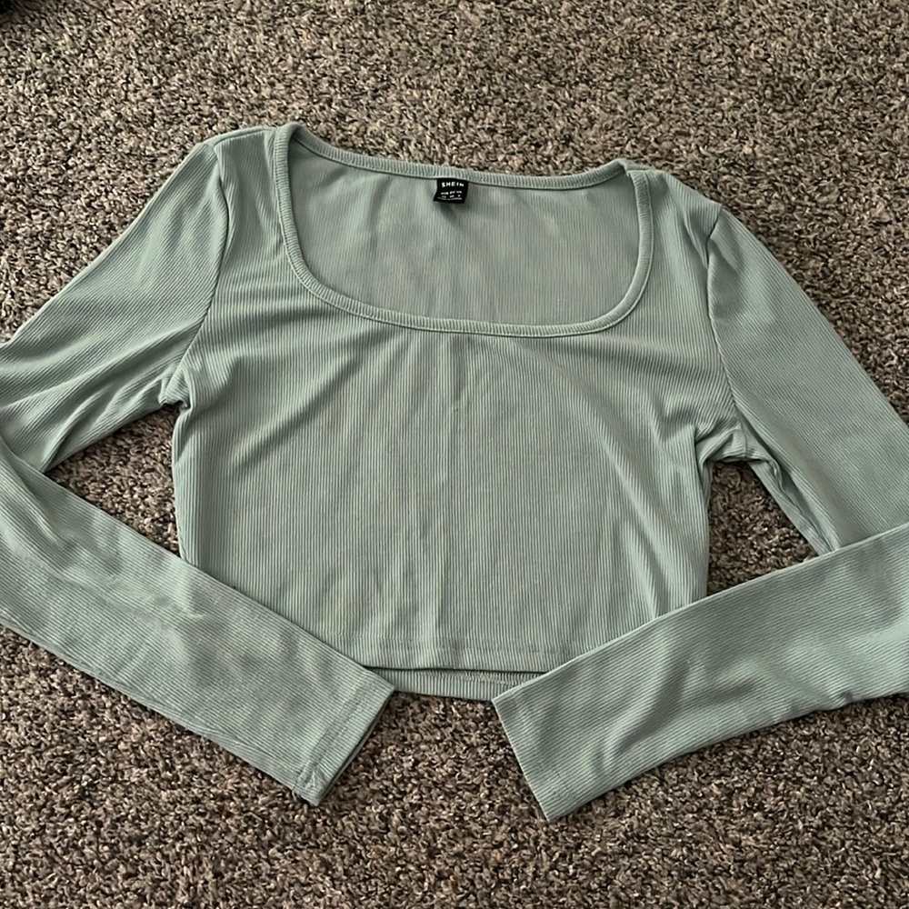 SHEIN cropped team long sleeve scoop neck size xs